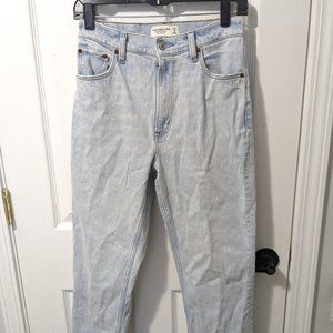 Size 4 Women's Light Wash Abercrombie & Fitch Jeans